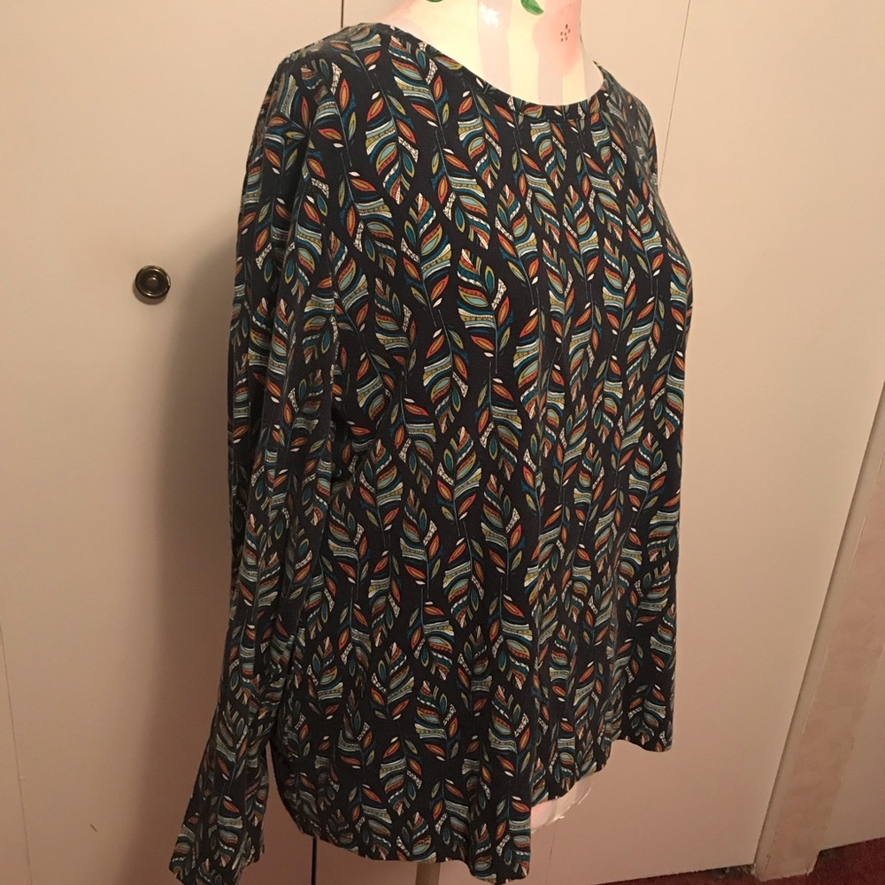 Talbots long sleeve crewneck T- print